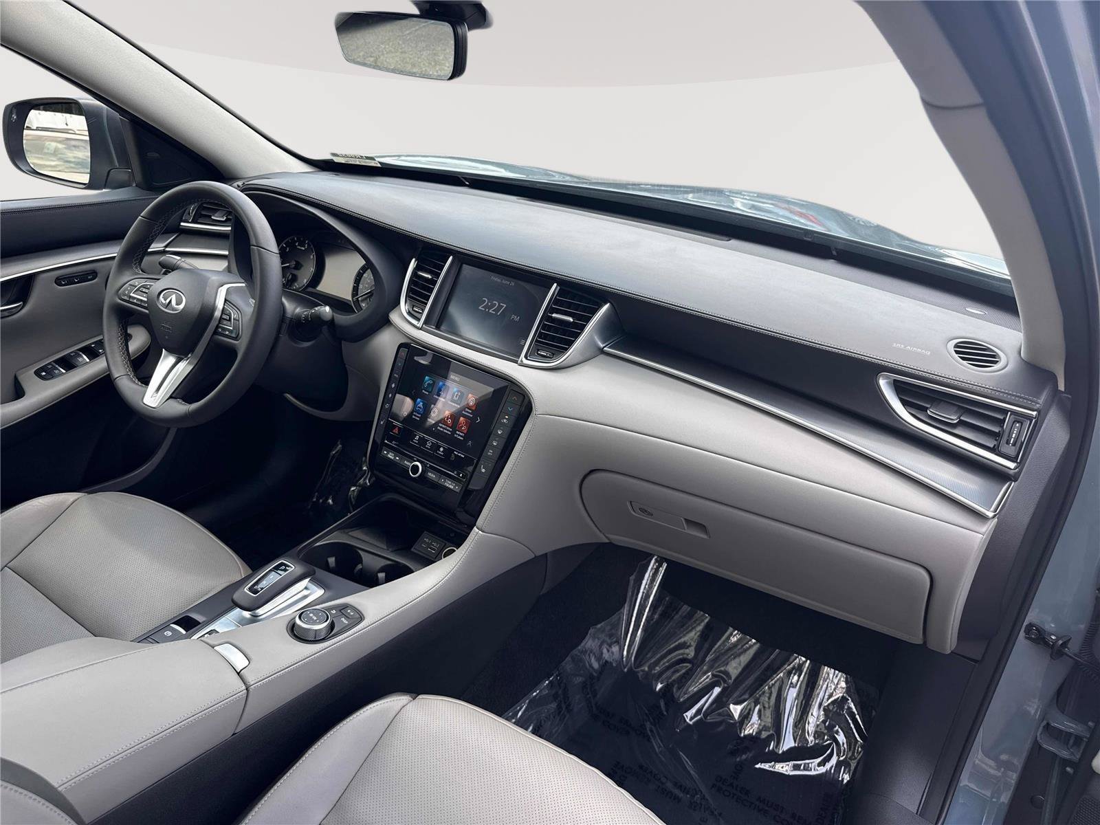 Certified 2025 INFINITI QX50 Luxe AWD/4WD image 28
