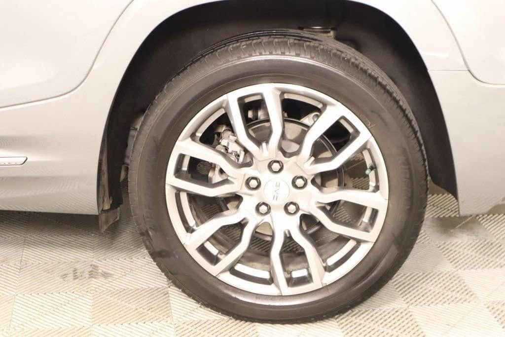 Used 2023 GMC Terrain Denali AWD/4WD image 23