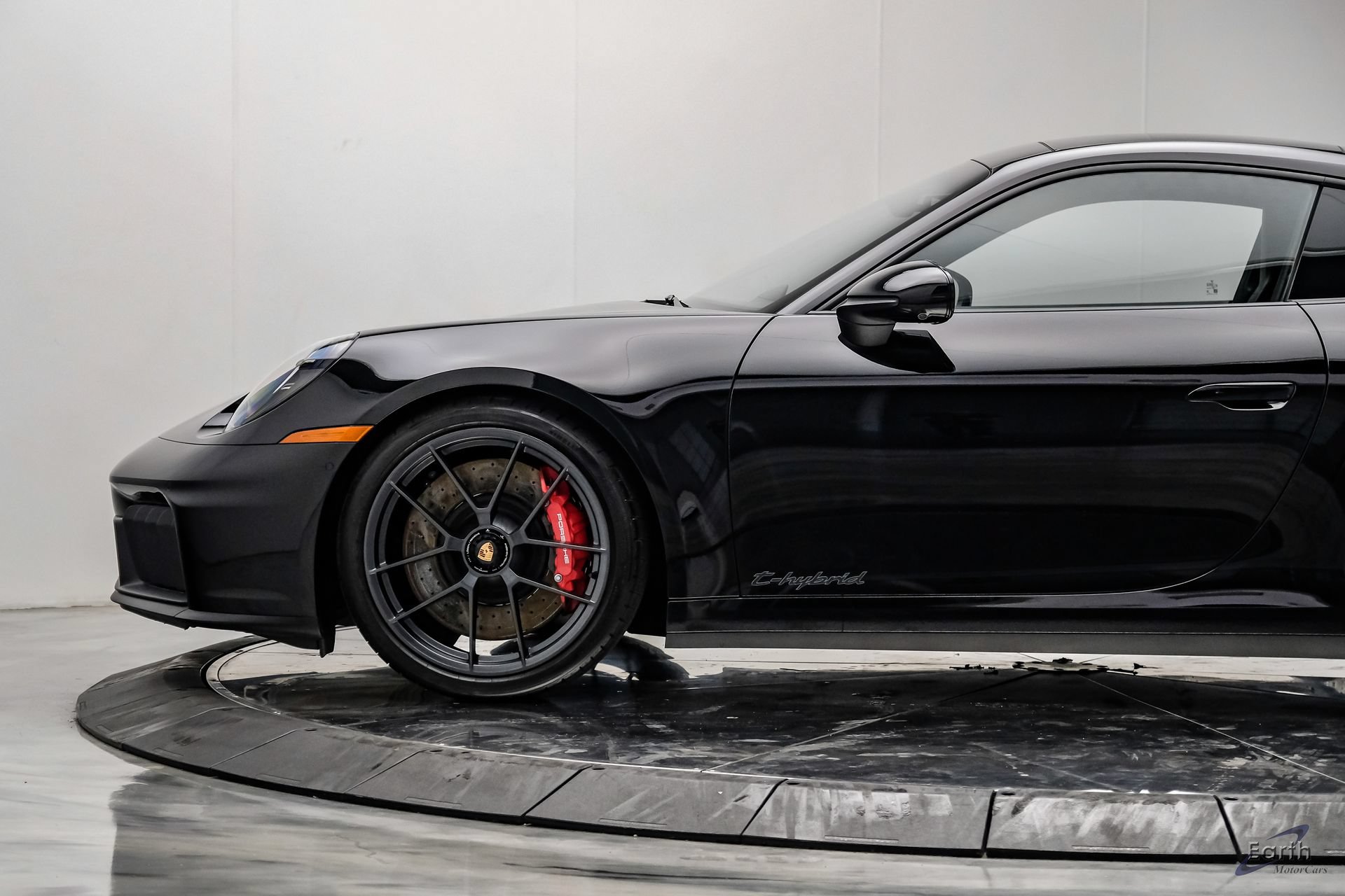 Used 2026 Porsche 911 Carrera 4 GTS AWD/4WD image 8
