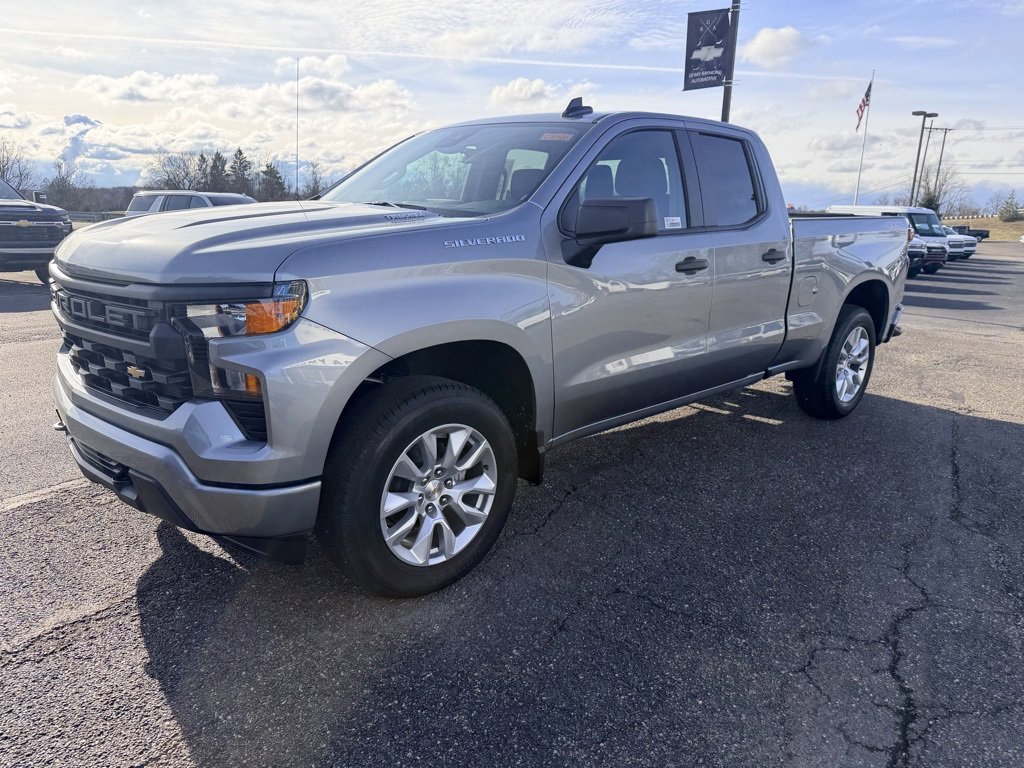 New 2026 Chevrolet Silverado 1500 Custom image 3