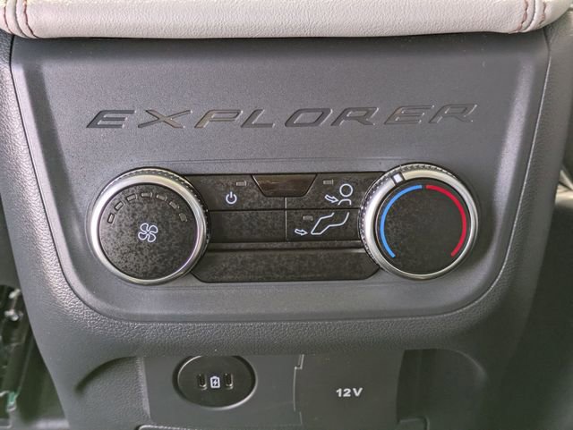 New 2026 Ford Explorer Active w/ Active Comfort Package RWD image 28
