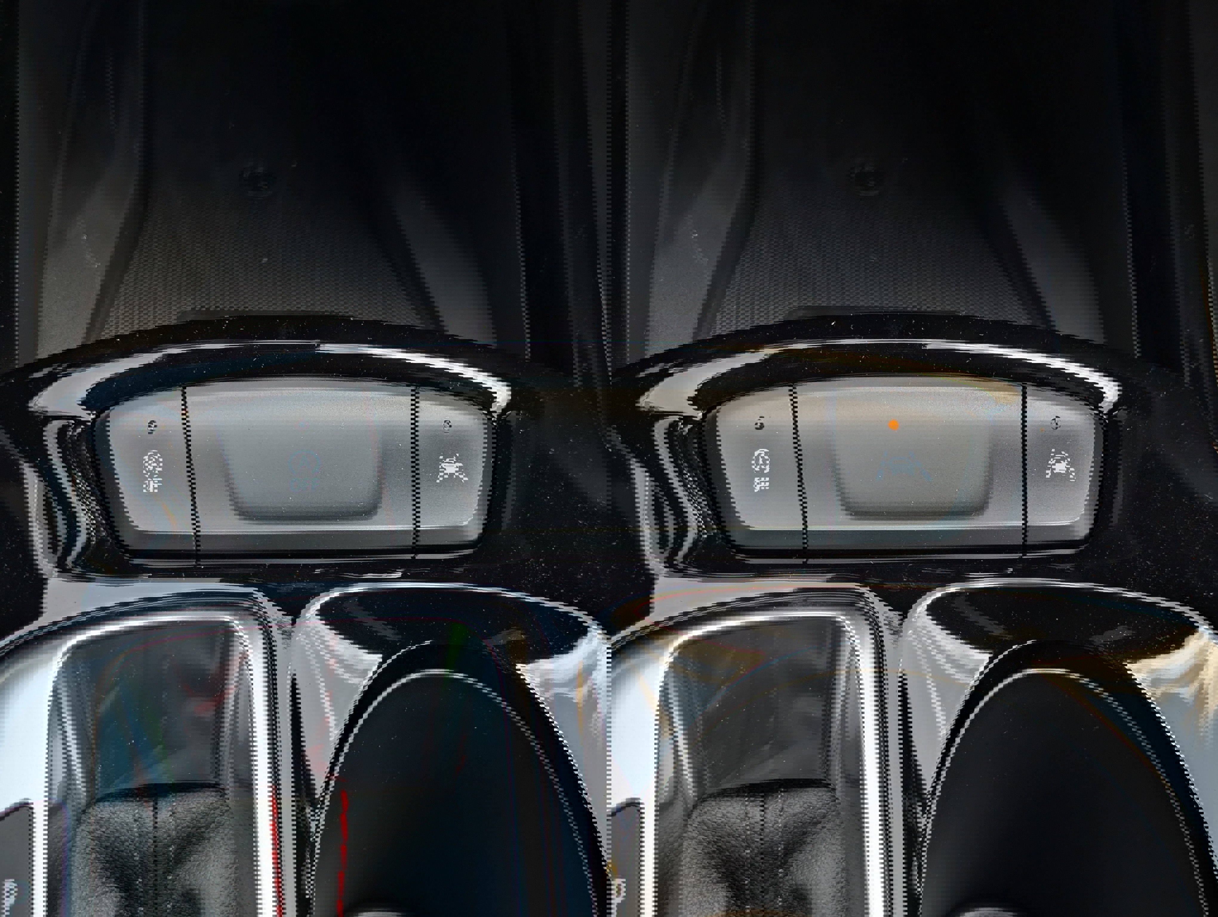 New 2025 Chevrolet Trax RS w/ Sunroof Package image 27