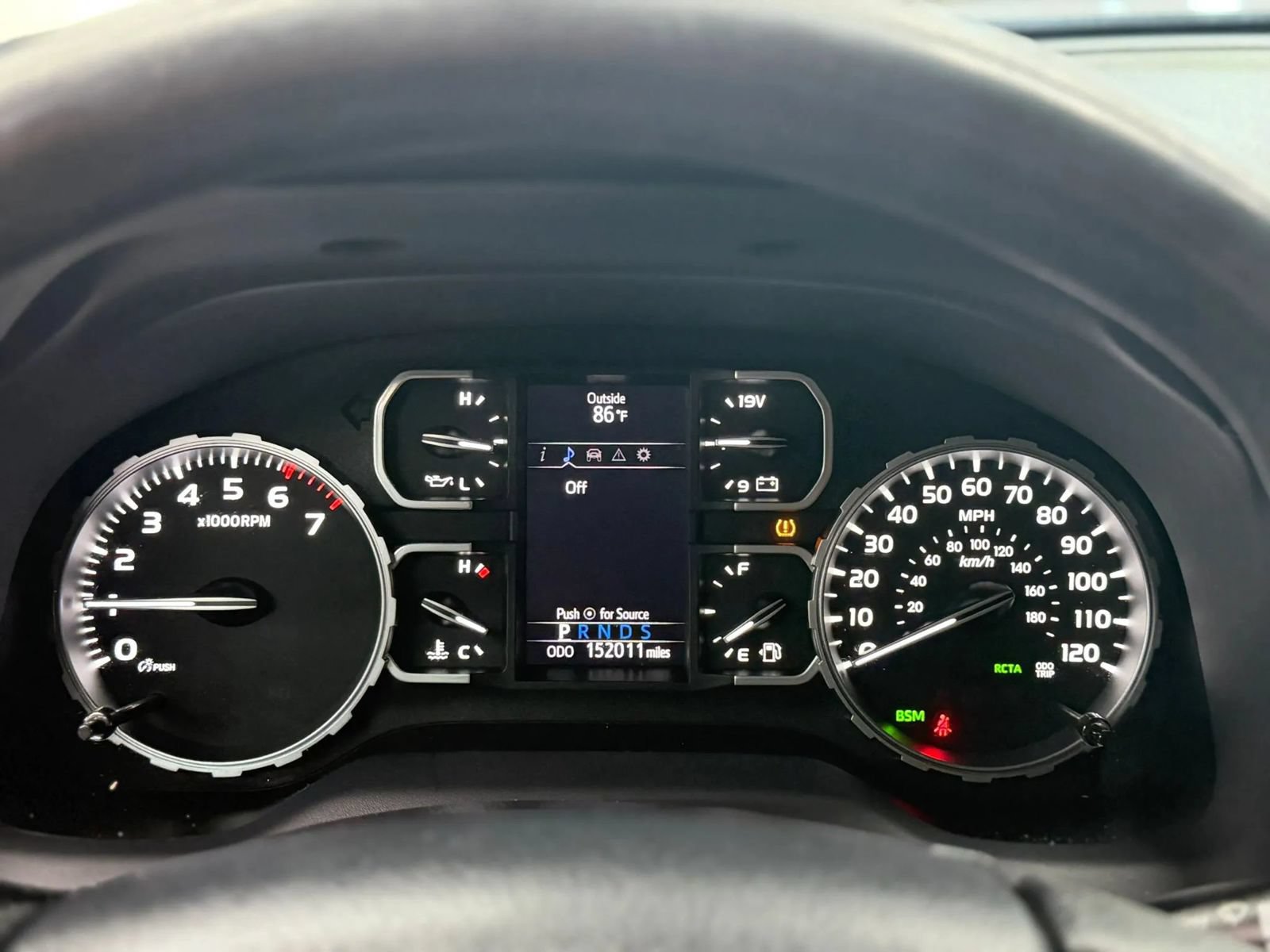 Used 2018 Toyota Tundra SR5 w/ SR5 Upgrade Package AWD/4WD image 26