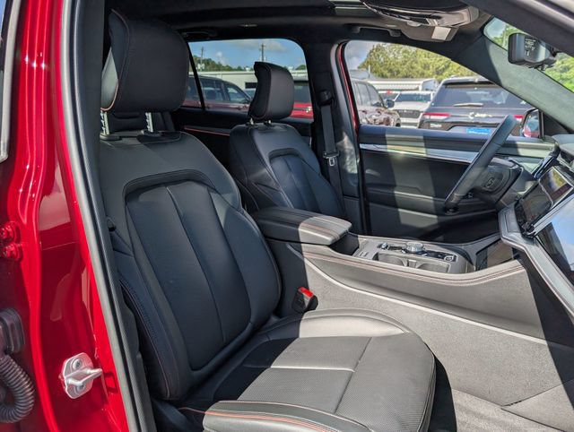 Used 2024 Jeep Wagoneer Launch Edition AWD/4WD image 30