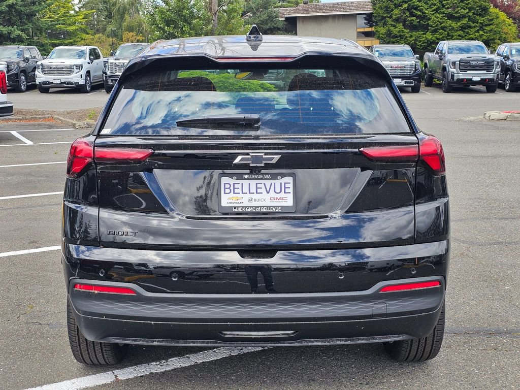 New 2027 Chevrolet Bolt LT w/ Comfort Package FWD image 4