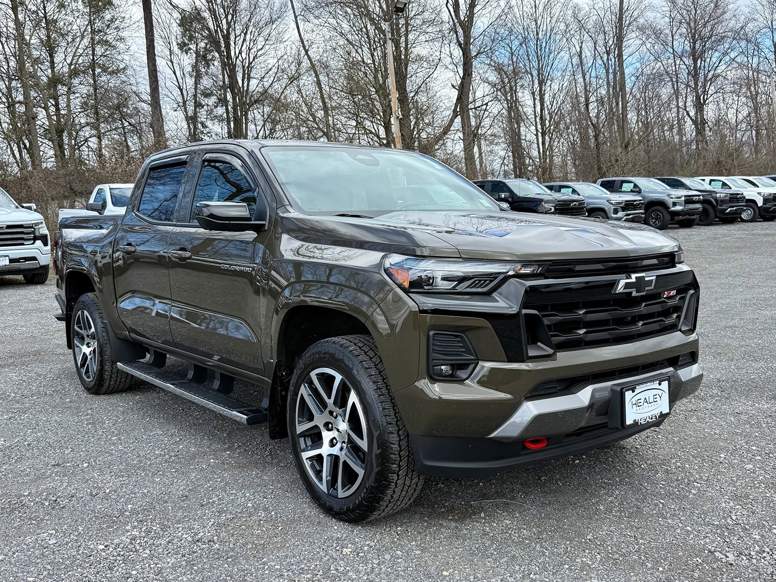 Used 2024 Chevrolet Colorado Z71 w/ Z71 Convenience Package 2 image 1