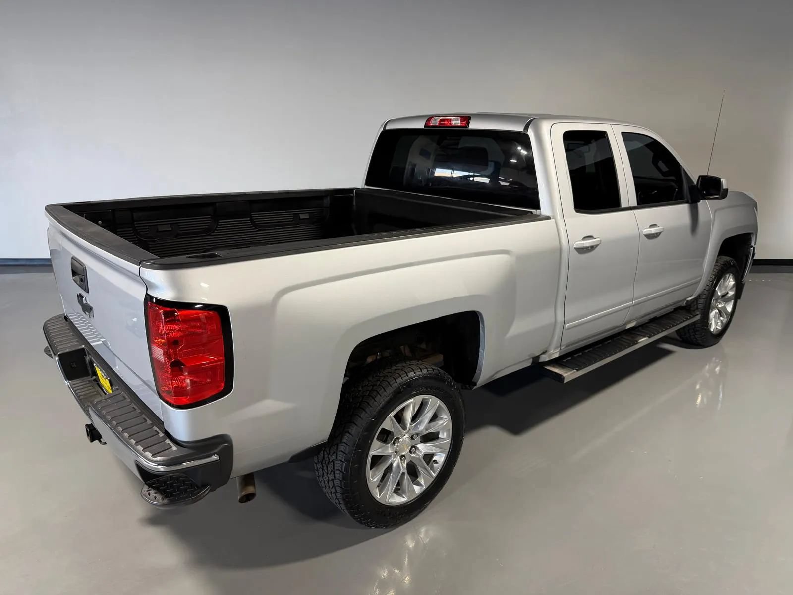 Used 2018 Chevrolet Silverado 1500 LT RWD image 33