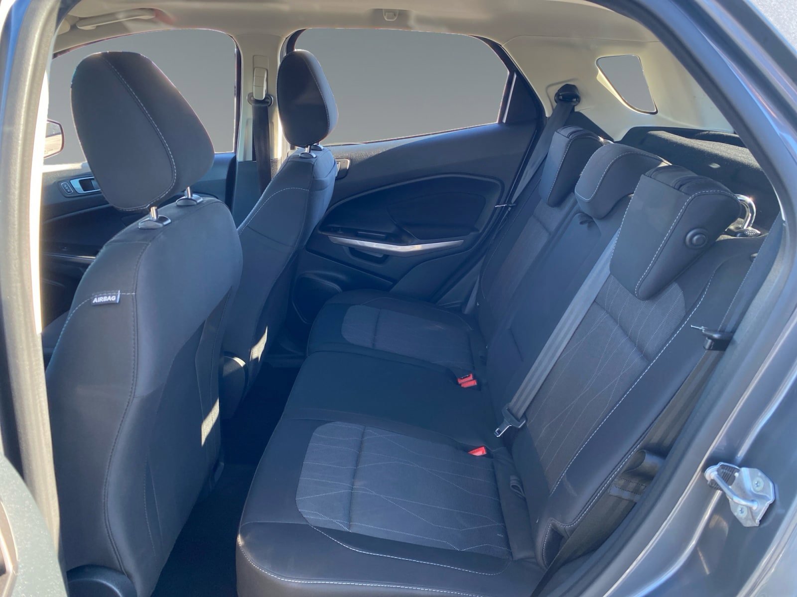 Used 2020 Ford EcoSport SE w/ SE Convenience Package FWD image 13