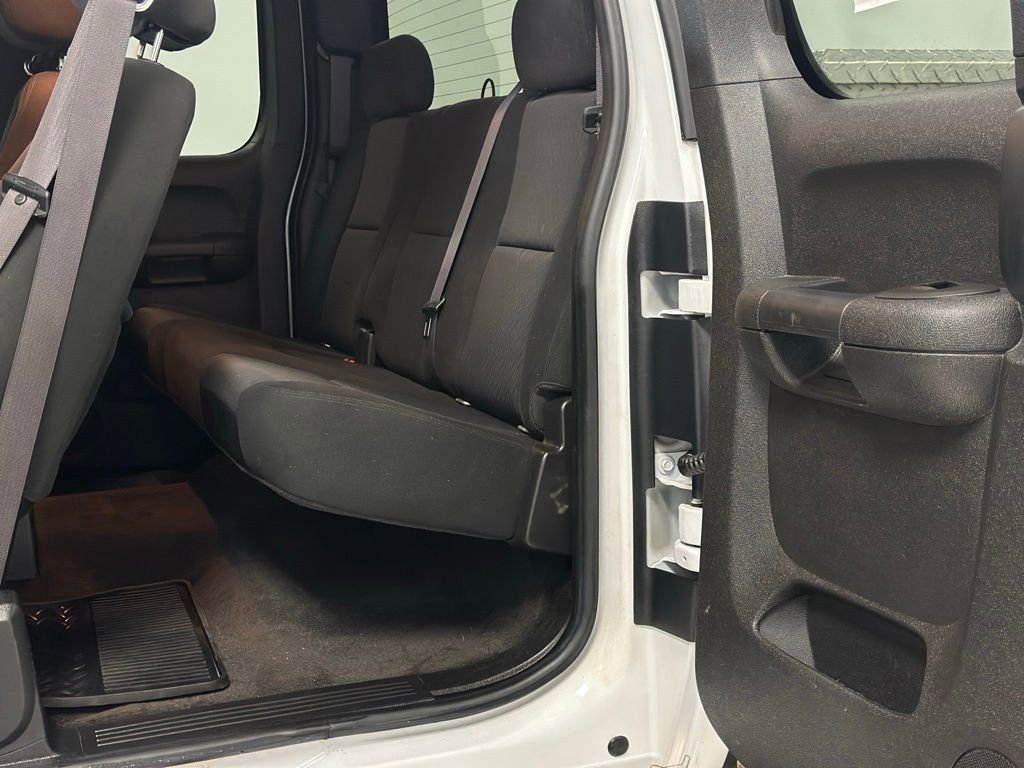 Used 2011 GMC Sierra 1500 SLE w/ Power Tech Package image 18