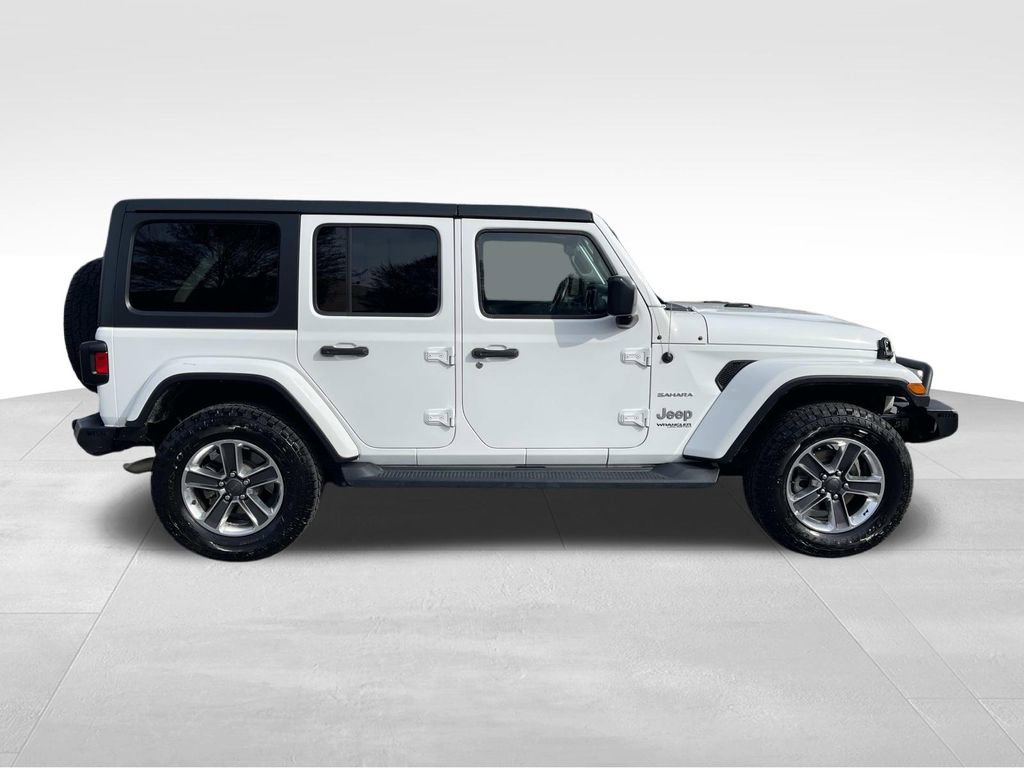 Used 2019 Jeep Wrangler Unlimited Sahara image 2