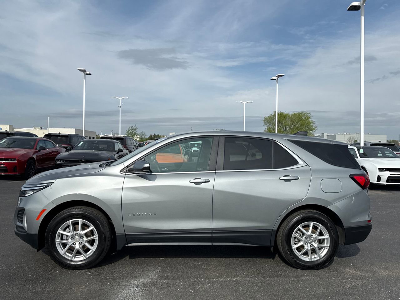 Used 2023 Chevrolet Equinox LT w/ LPO, Floor Liner Package AWD/4WD image 6
