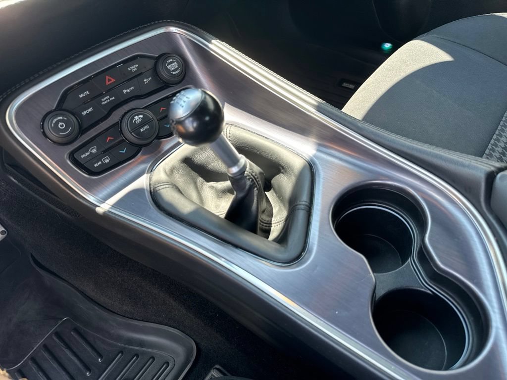 Used 2017 Dodge Challenger R/T Scat Pack RWD image 25