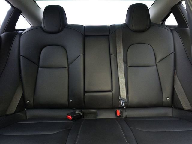 Used 2018 Tesla Model 3 Long Range RWD image 13