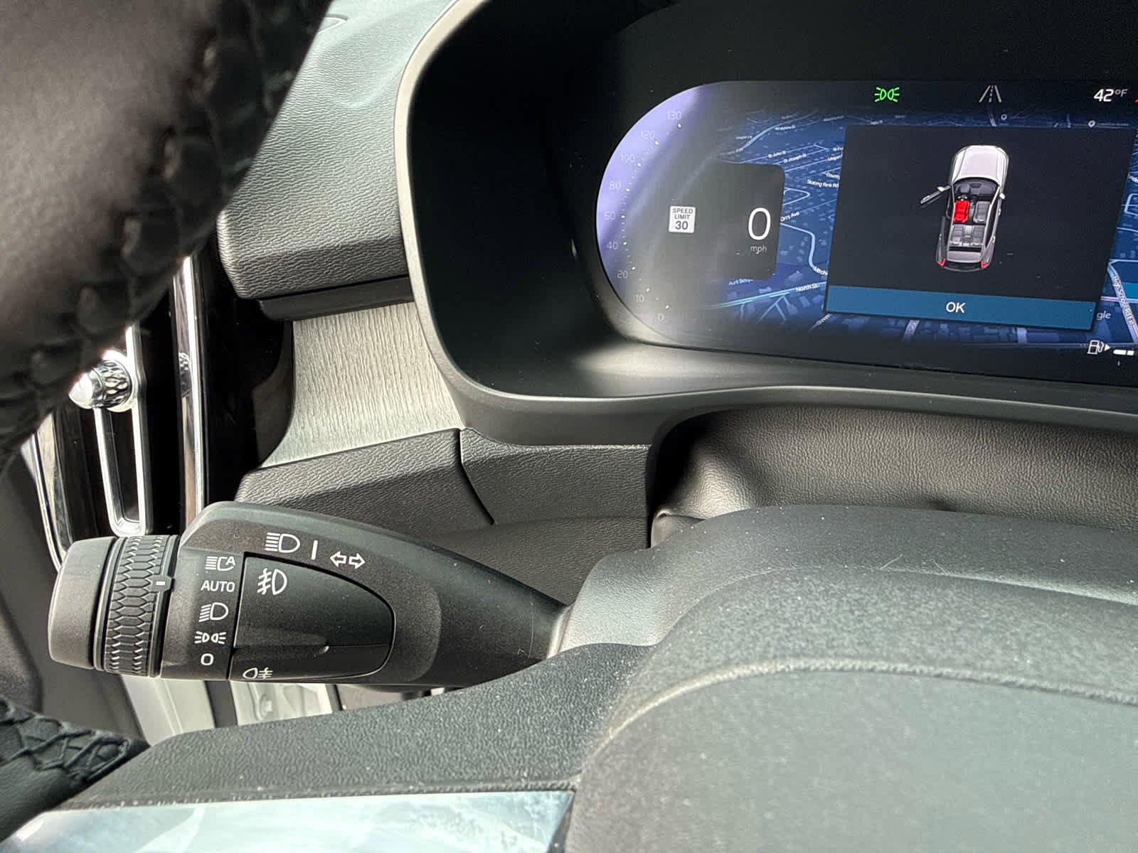 Used 2026 Volvo XC40 B5 Plus w/ Protection Package Premier image 36