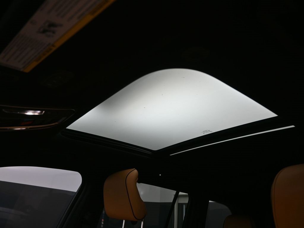 Used 2025 Jeep Grand Cherokee Summit w/ Obsidian Package image 23