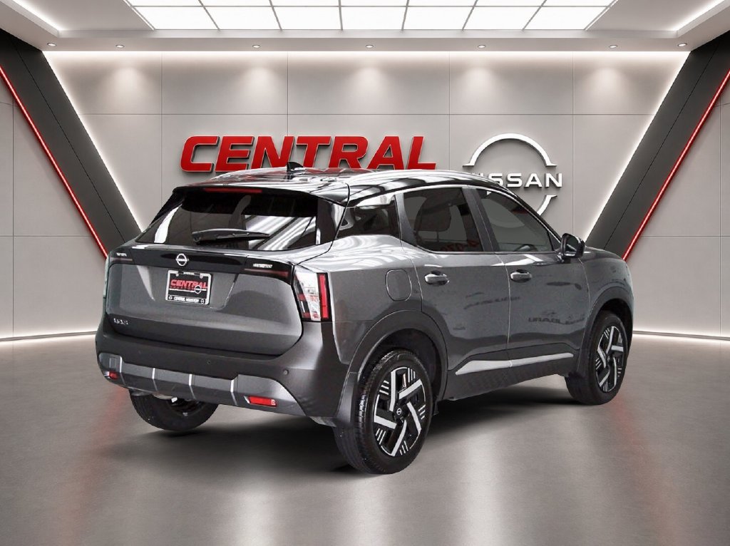 Used 2026 Nissan Kicks SV FWD image 4