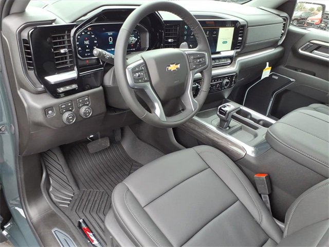 New 2026 Chevrolet Silverado 1500 LTZ w/ LTZ Premium Package image 5