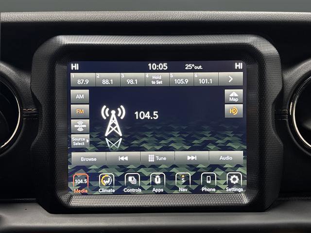 Used 2021 Jeep Gladiator Overland image 17