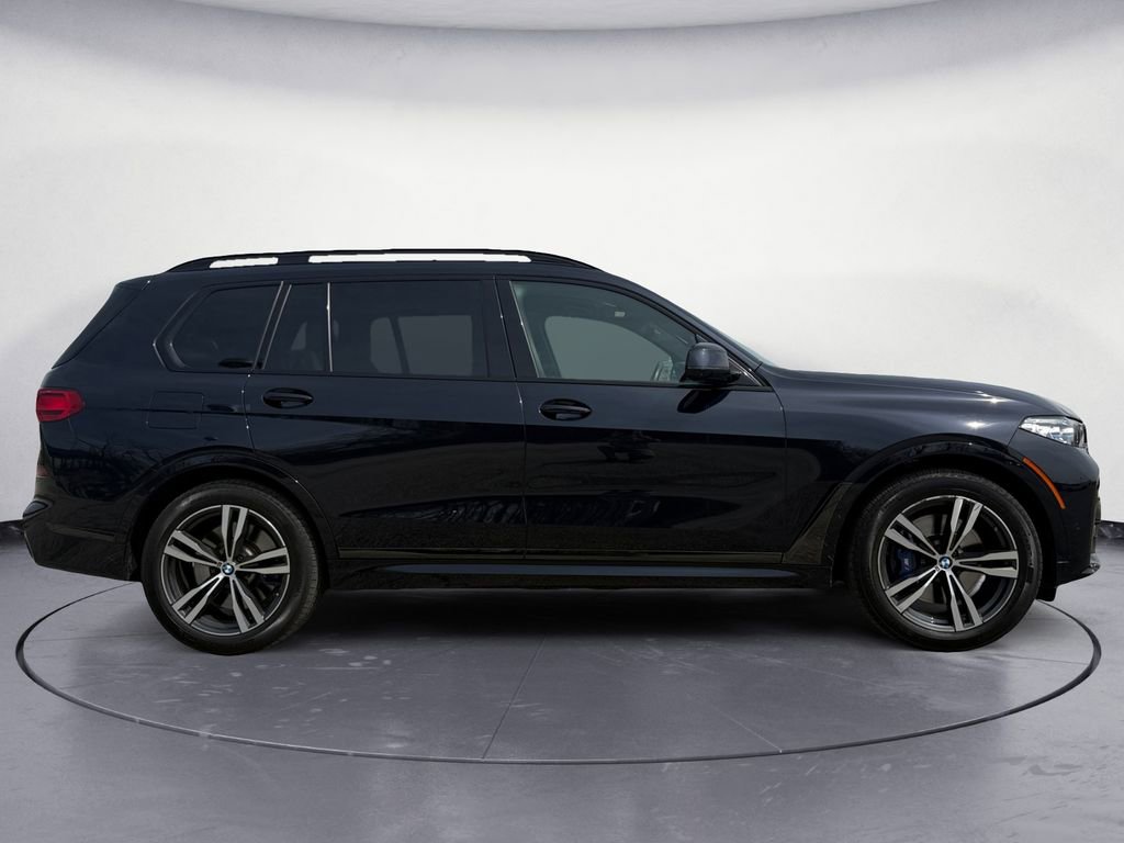 Used 2021 BMW X7 M50i image 4