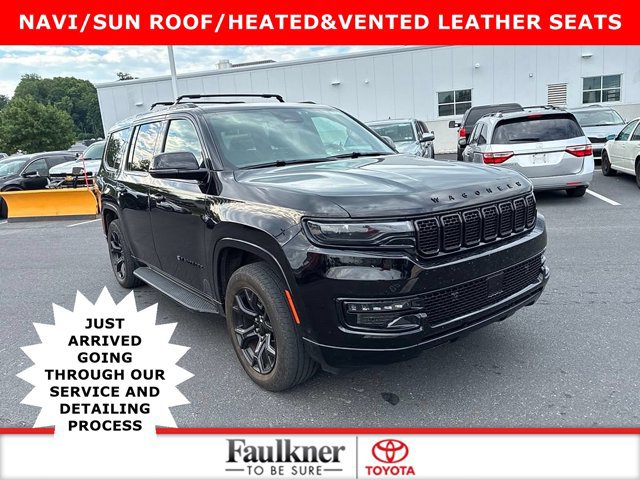 Used 2023 Jeep Wagoneer Series II AWD/4WD image 1