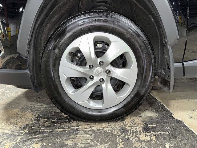 Certified 2022 Toyota RAV4 LE image 10