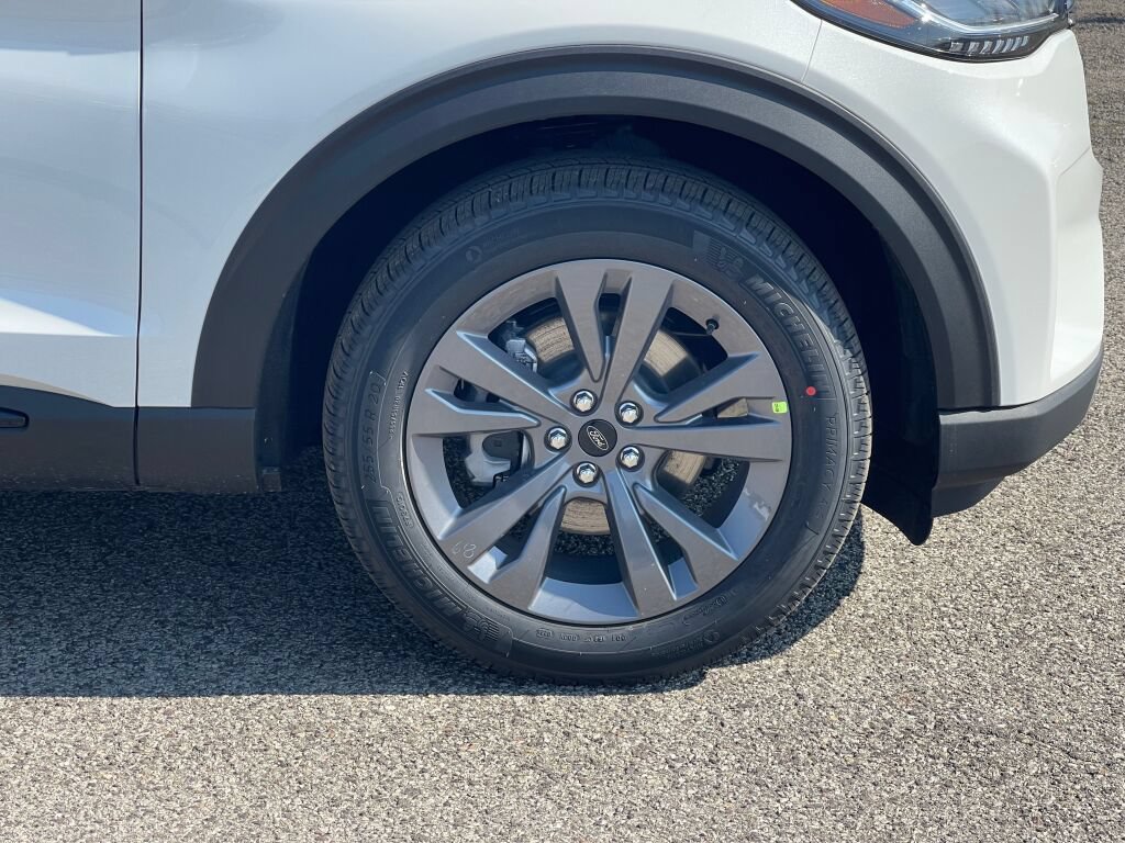 New 2026 Ford Explorer Active w/ Active Comfort Package AWD/4WD image 19