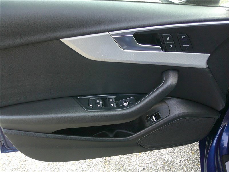 Used 2017 Audi A4 2.0T Premium w/ Convenience Package image 9