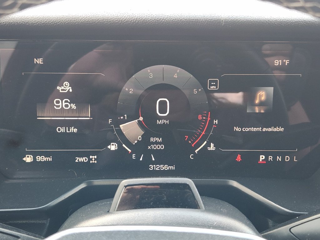 Used 2025 GMC Acadia Denali AWD/4WD image 6