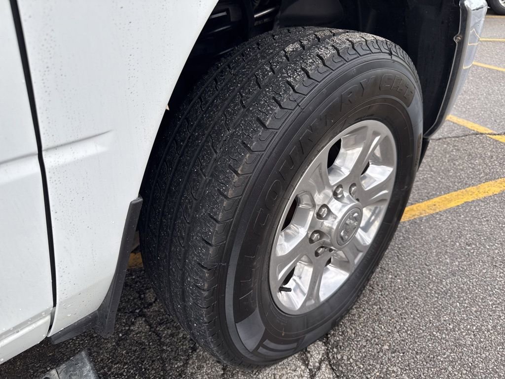 Used 2024 RAM 2500 Big Horn AWD/4WD image 47