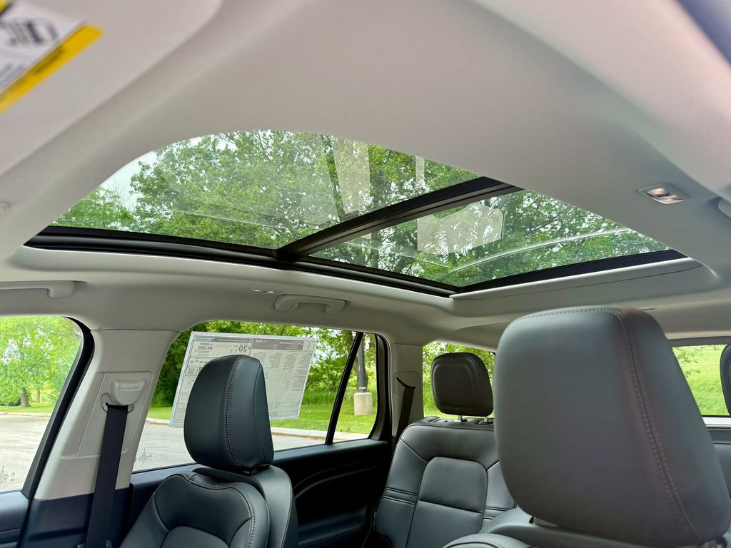 New 2026 Lincoln Aviator AWD image 38