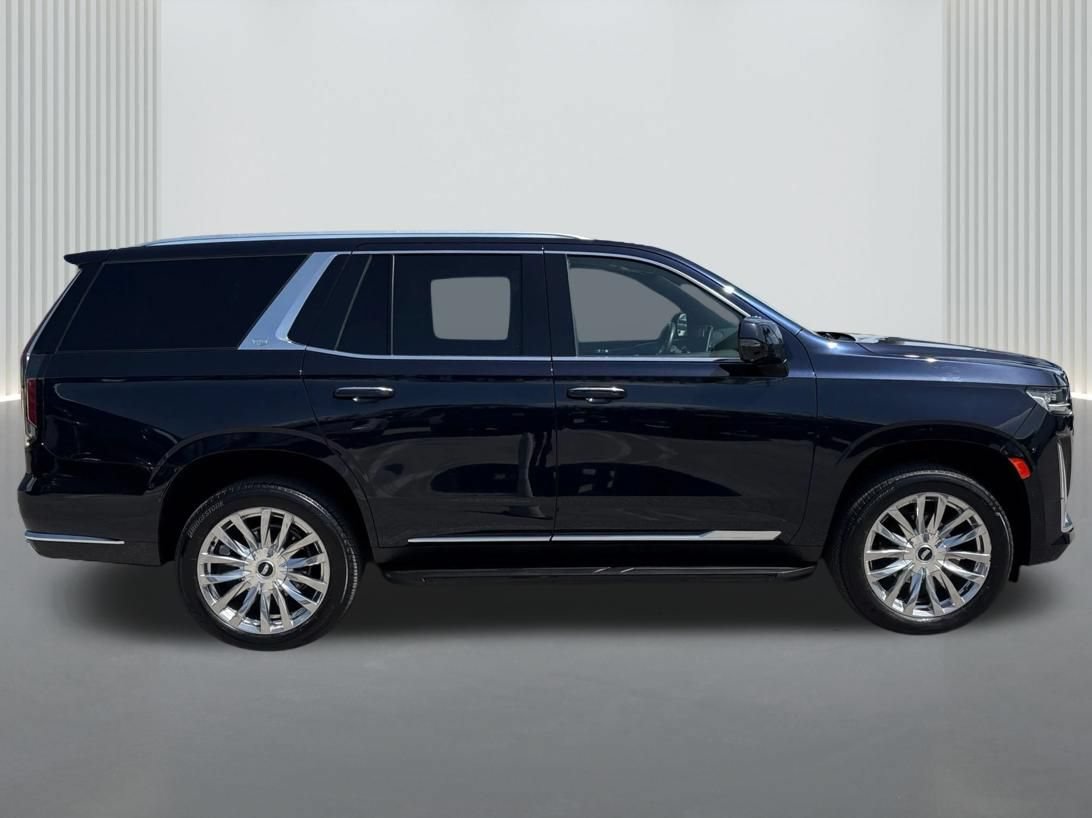 Certified 2024 Cadillac Escalade Premium Luxury AWD/4WD image 4