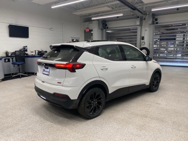 New 2027 Chevrolet Bolt RS FWD image 5