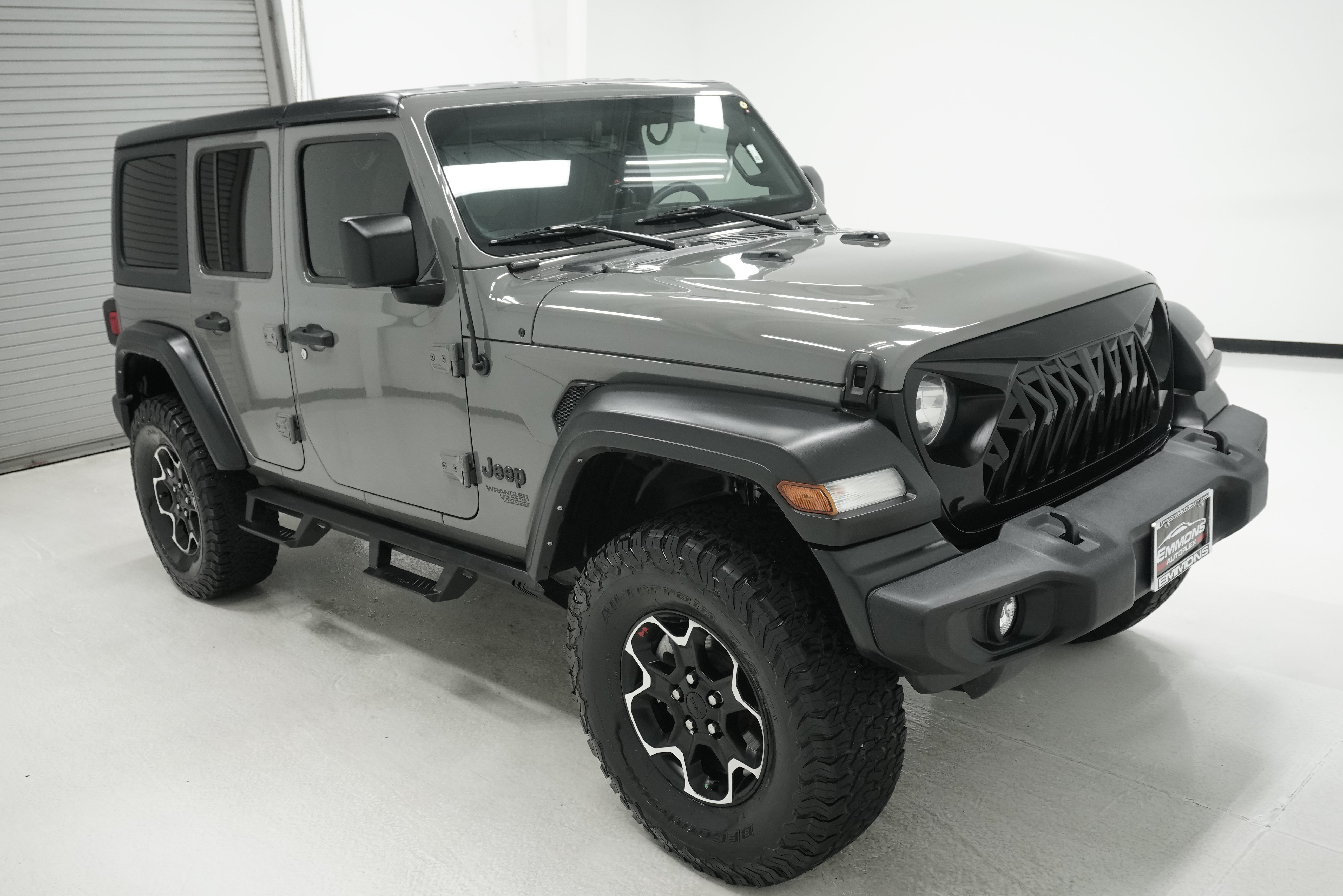 Used 2021 Jeep Wrangler Unlimited Sport AWD/4WD image 3