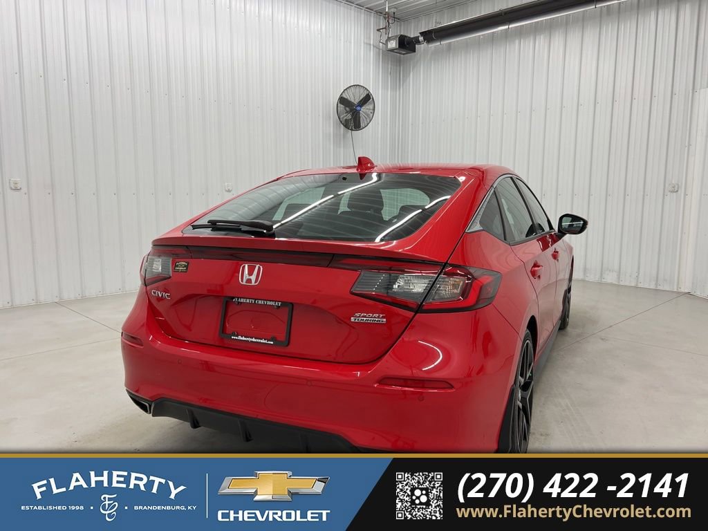 Used 2022 Honda Civic Sport Touring image 3