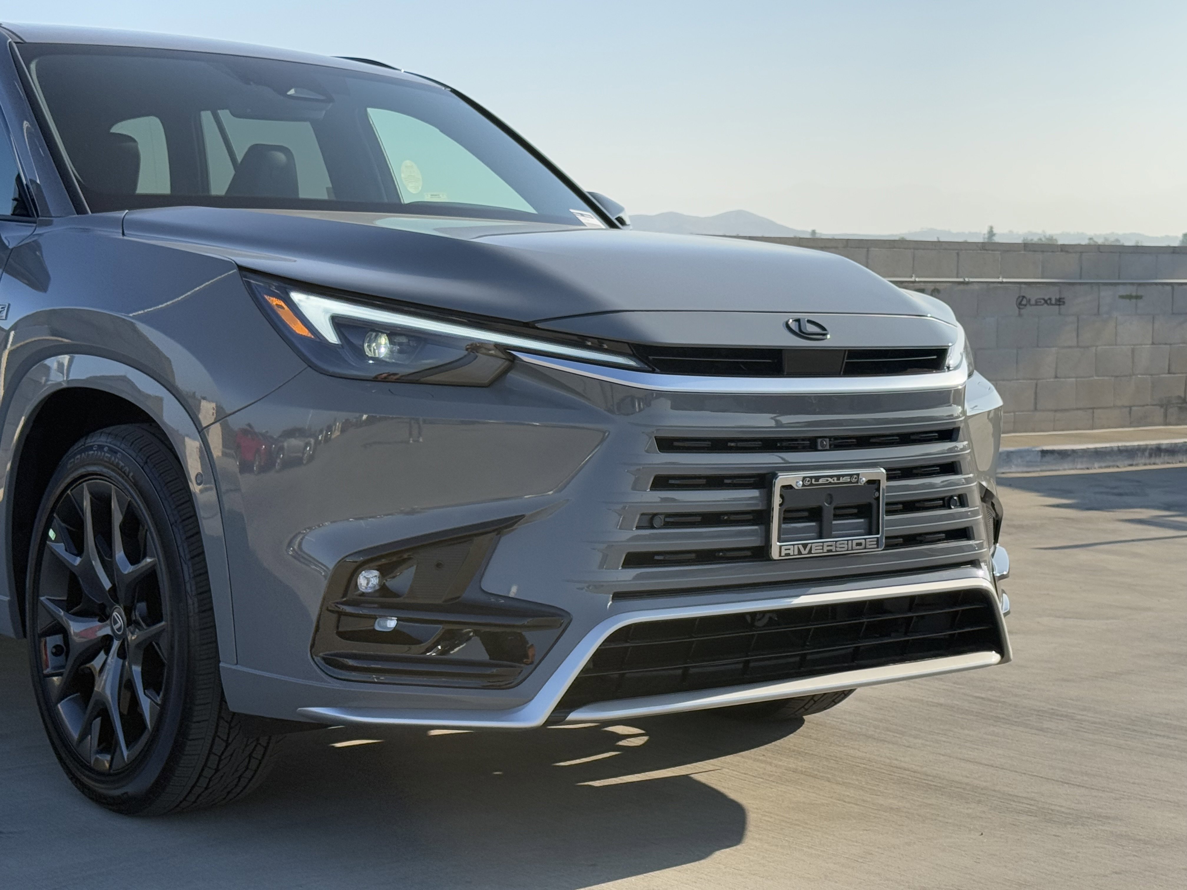 New 2026 Lexus TX 500h AWD image 3