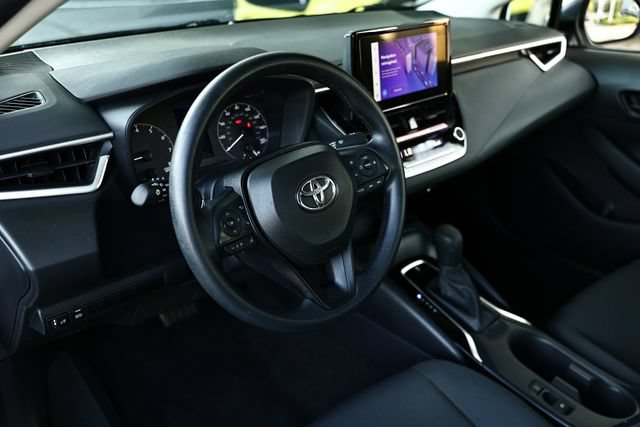Used 2024 Toyota Corolla LE FWD image 17