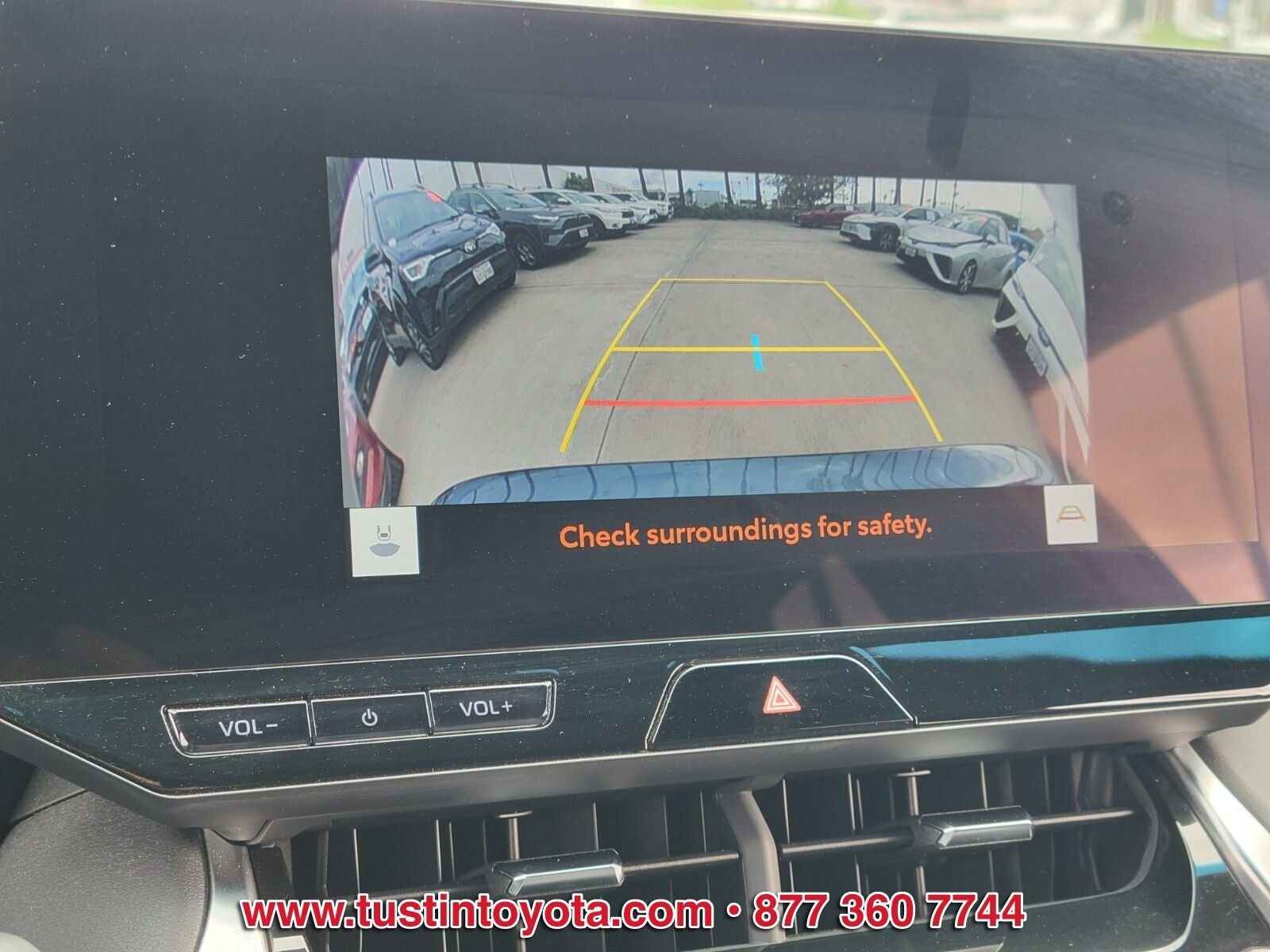 Certified 2024 Toyota Venza XLE AWD/4WD image 21