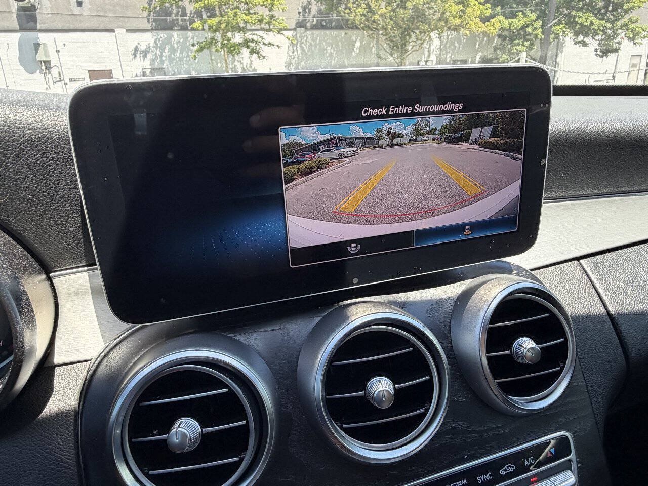 Used 2019 Mercedes-Benz C 300 Sedan image 17