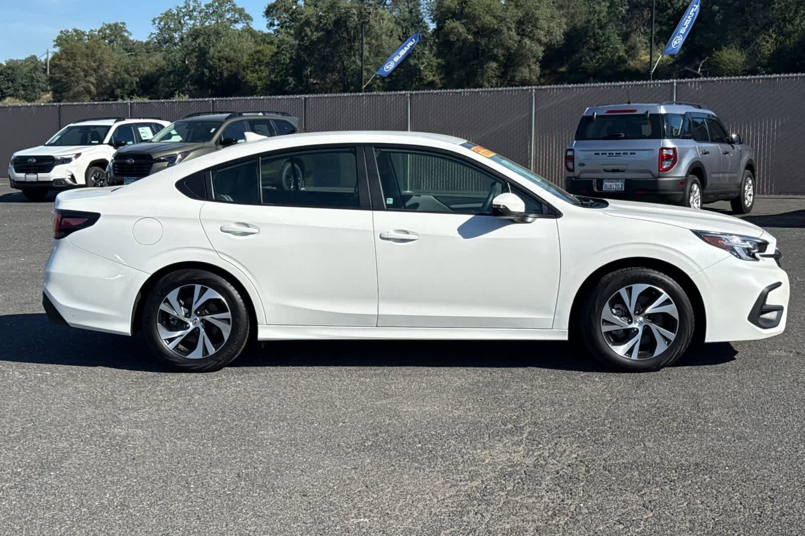 Used 2025 Subaru Legacy Premium AWD/4WD image 2