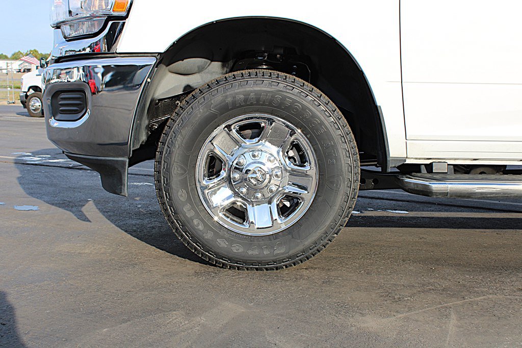 Used 2024 RAM 2500 Tradesman w/ Chrome Appearance Group AWD/4WD image 36