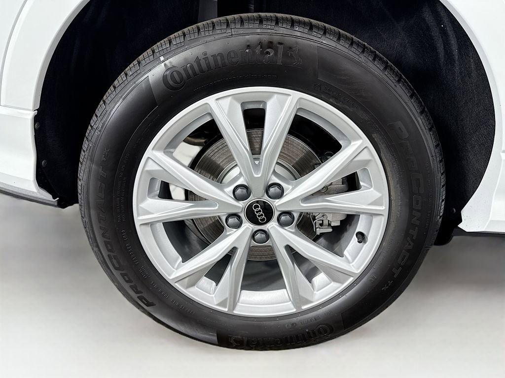 Used 2025 Audi Q3 2.0T Premium w/ Convenience Package image 31