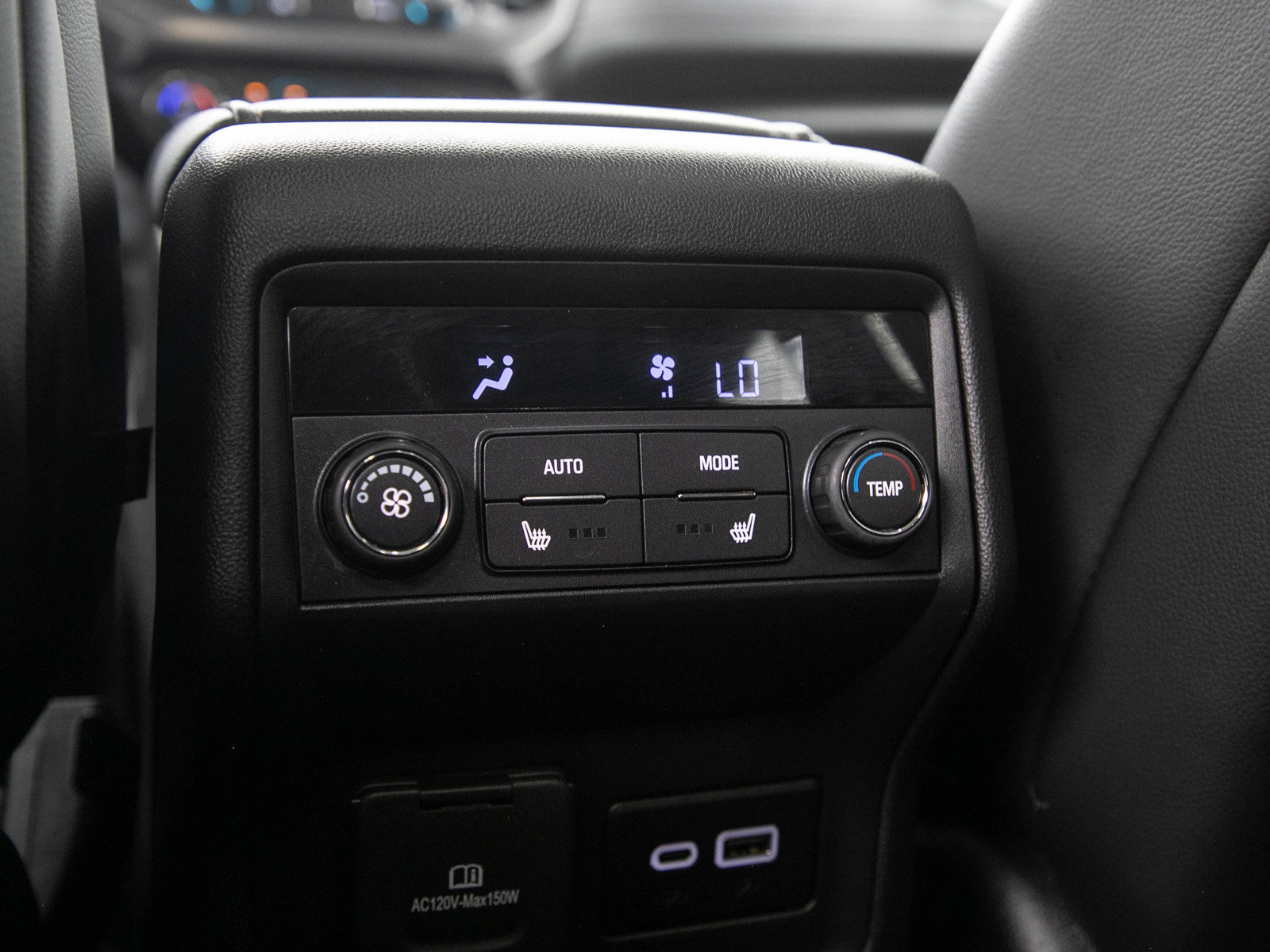 Used 2023 GMC Acadia AT4 w/ GMC Pro Grade Package AWD/4WD image 17