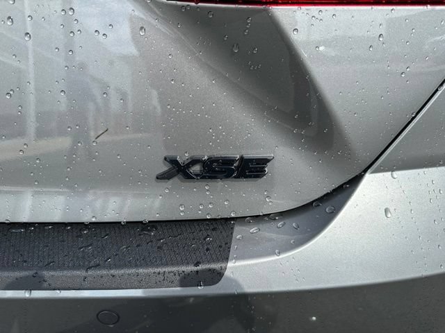 New 2026 Toyota Camry XSE FWD image 9