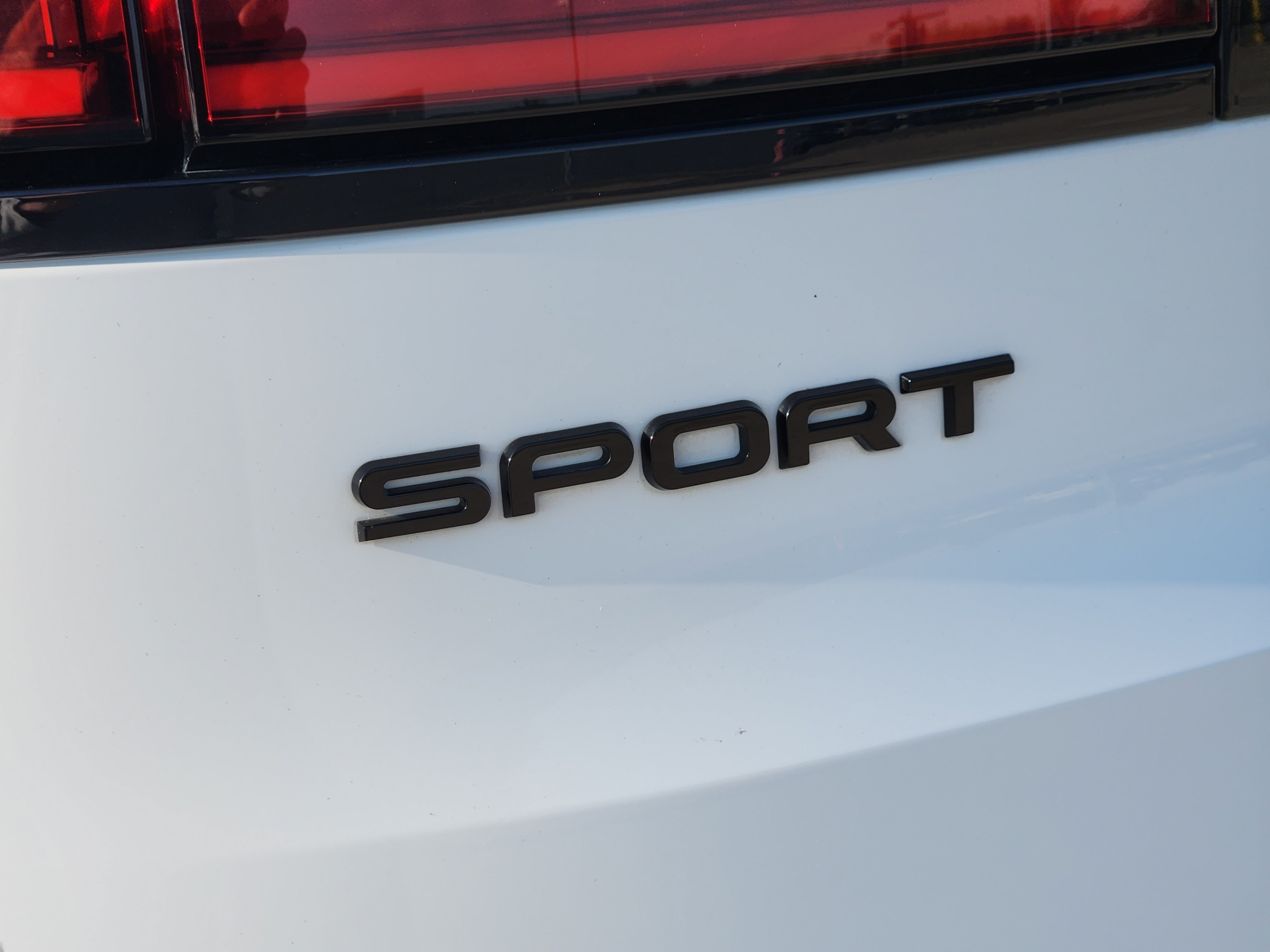 Certified 2025 Land Rover Range Rover Sport SE AWD/4WD image 31
