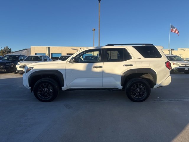 Used 2025 Toyota 4Runner SR5 image 5