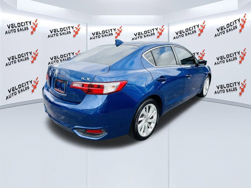 Used 2017 Acura ILX image 3