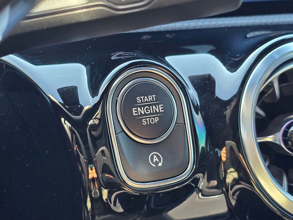 Used 2024 Mercedes-Benz CLA 250 4MATIC w/ AMG Night Package image 37