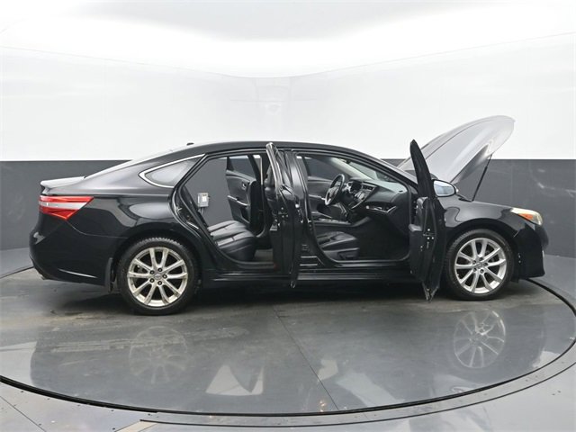 Used 2013 Toyota Avalon XLE Touring image 57