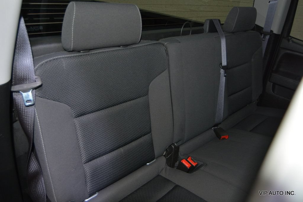 Used 2015 Chevrolet Silverado 2500 LT w/ LT Convenience Package AWD/4WD image 15