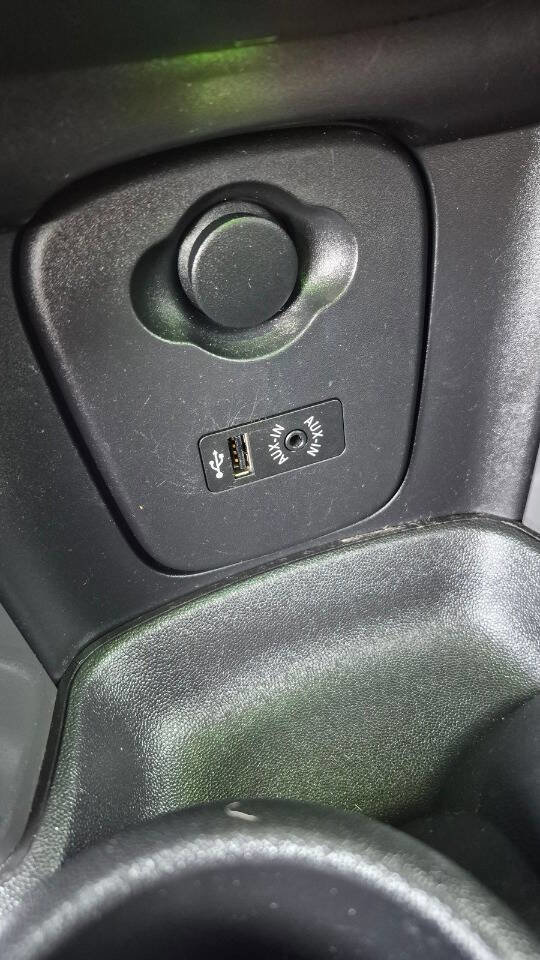 Used 2014 MINI Cooper 2-Door Hardtop image 30